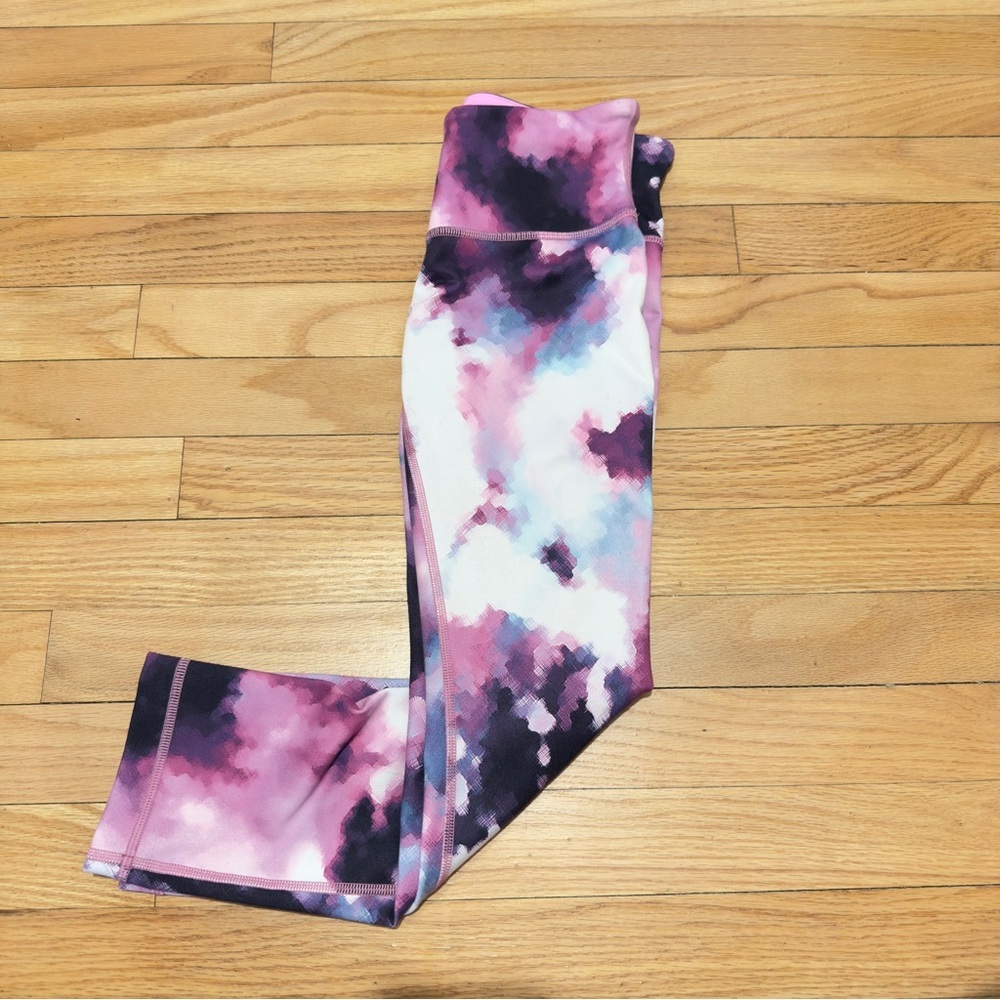 Women's Lululemon Crop 21" Rare pattern. - Picture 3 of 4